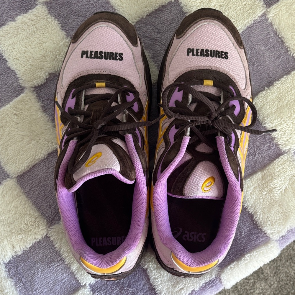 Men’s Pleasures x ASICS Collab - Picture 5 of 5